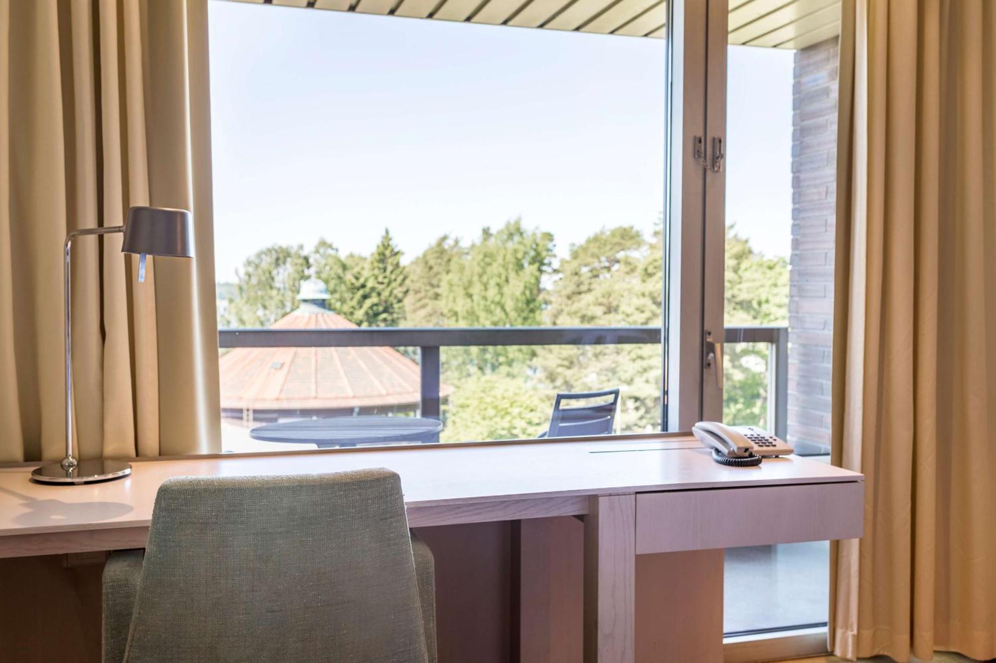 Hilton Kalastajatorppa 4*
