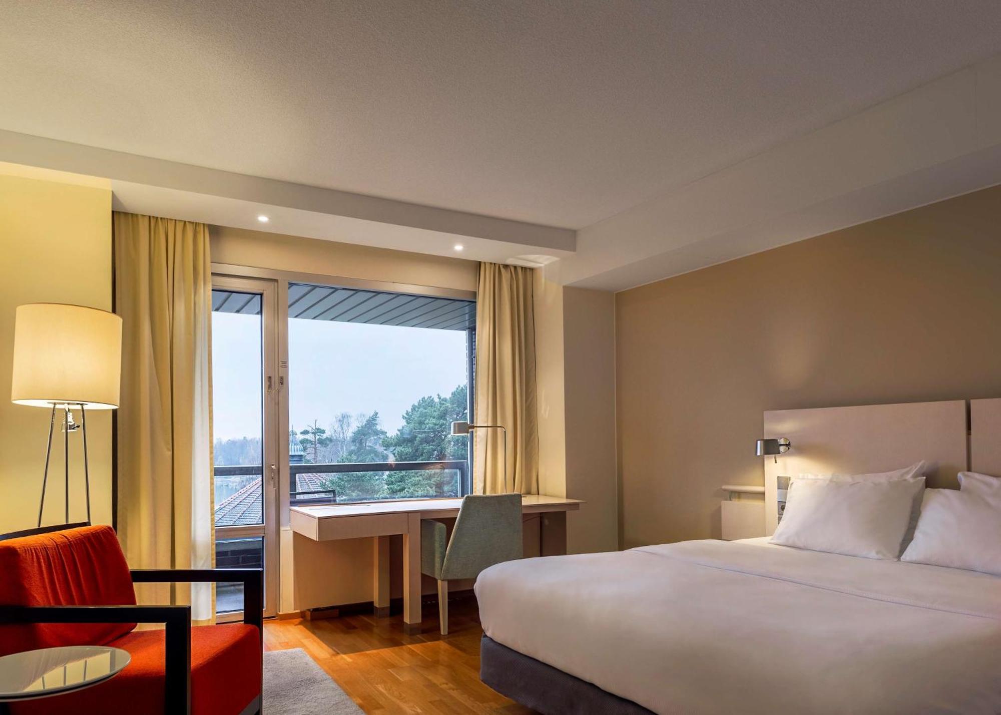 Hilton Kalastajatorppa 4*