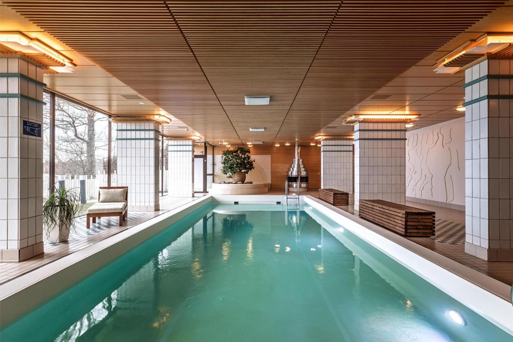 Hotel Hilton Kalastajatorppa Helsinki